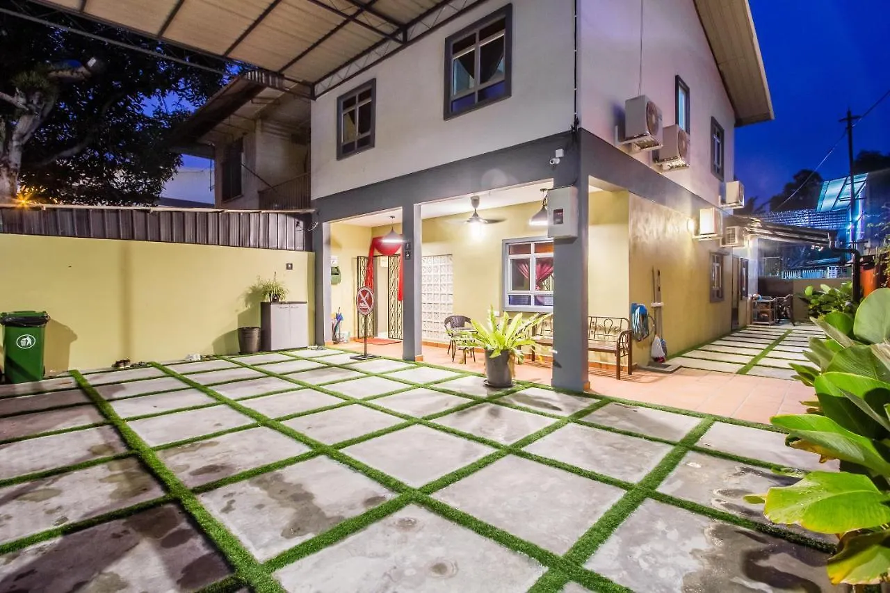 Explore 4Br Gardenhouse Retreats 巴特沃思 0*,  马来西亚